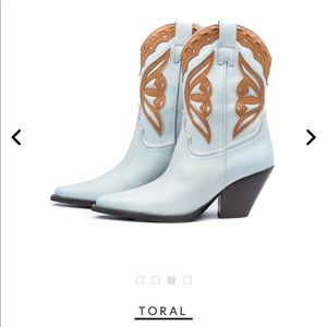 Toral Sky Blue Leather Cowboy Boots